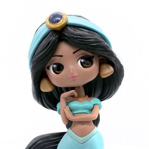 Disney theme bracelets with Jasmine figurine included. - Picture 3 of 6